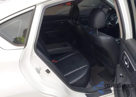 2018 Nissan Altima 2.5 Sr z USA, uszkodzony, nr VIN 1N4AL3AP7JC246977